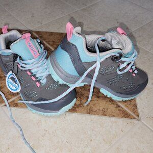 Northside Hiking Shoes